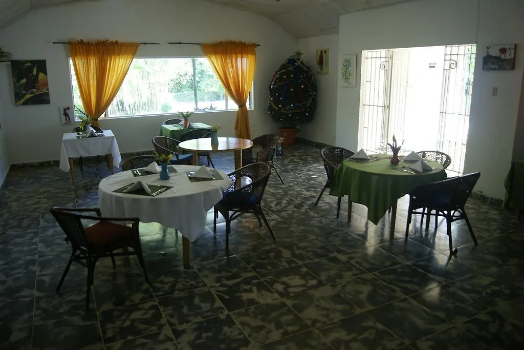 San San Tropez Hotel Port Antonio
