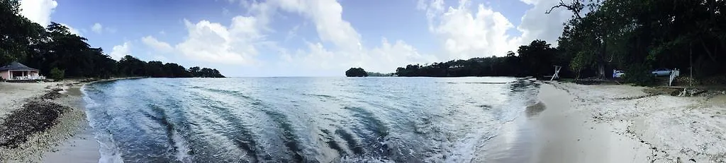 San San Tropez Hotel Port Antonio 3*,