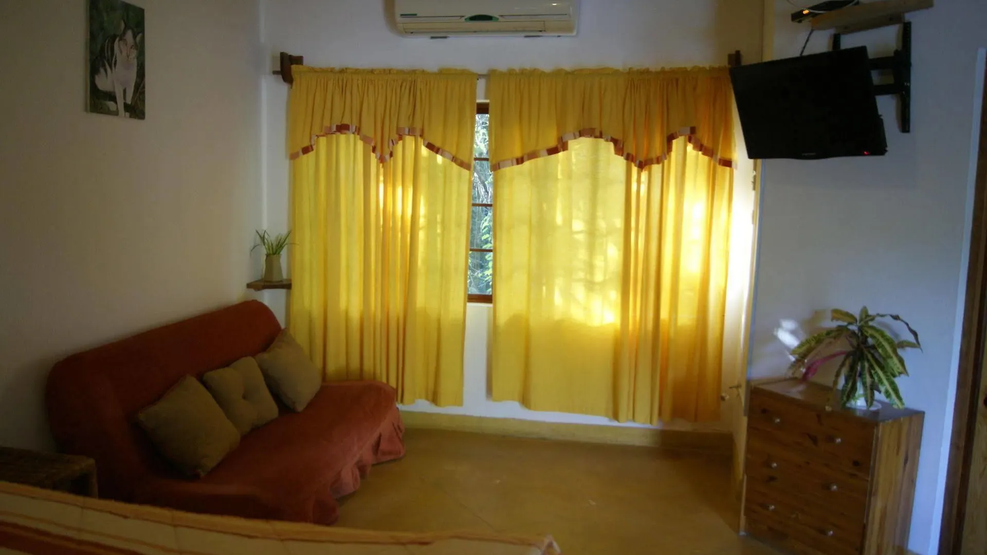 San San Tropez Hotel Port Antonio 3*,
